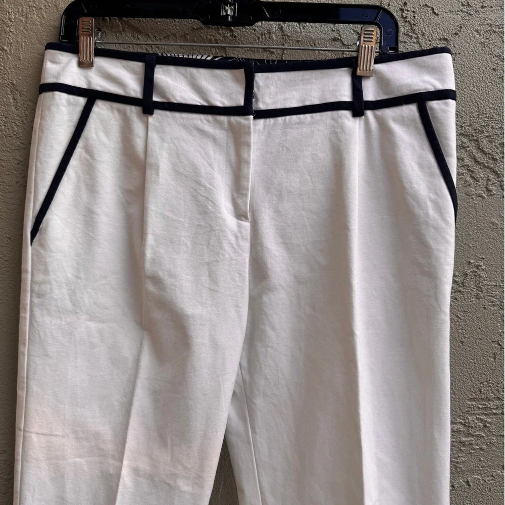Milly of New York Womens White Navy Trim Cropped Pants SZ 10 Nautical Coastal - Picture 3 of 9